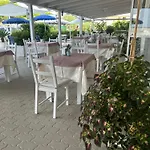 Hotel Ristorante Santa Maria 2*